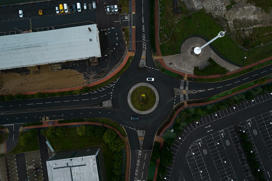 Roundabout and road transport infrastructure (illustrative image)